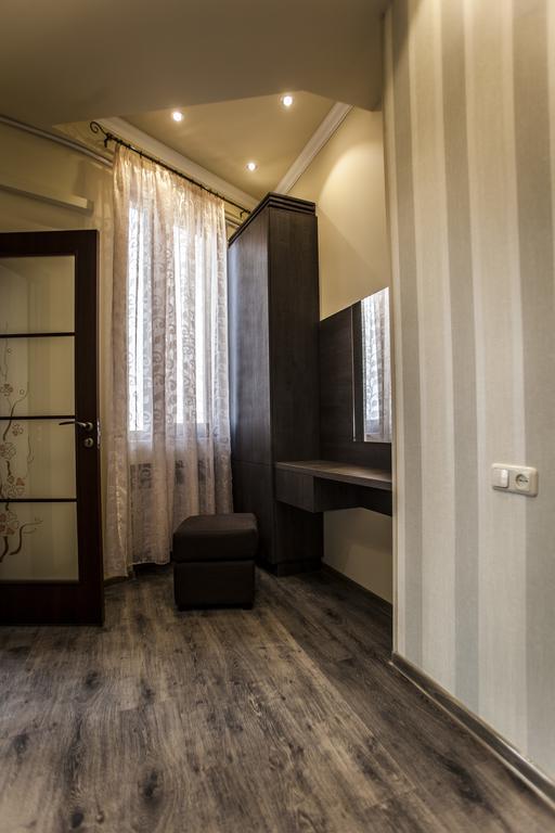 Apartment On Mamikonyan 51\2 Yerevan Exterior photo